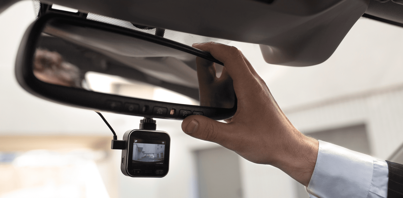 Dash Cams: Do They Reduce Car Insurance Premiums? - Comparoo